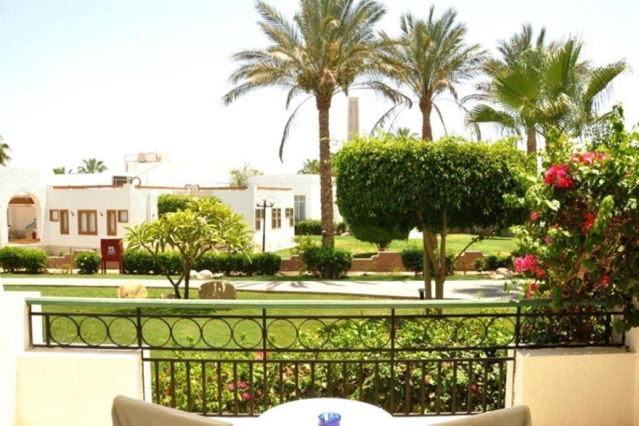 Safir Sharm Waterfalls Resort Exterior foto A view of the resort